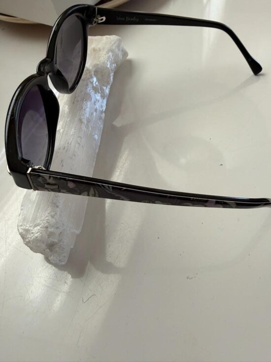 Vera Bradley, 2019  lavender boutique maggie sunglasses 55 mm main image 9